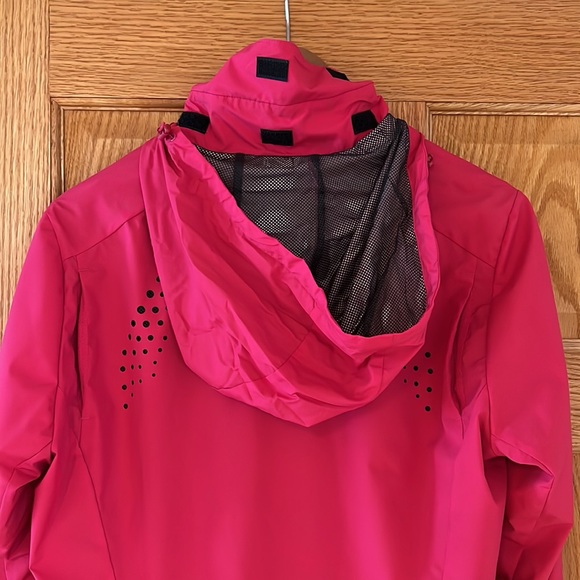 Women’s raspberry pink Adidas windbreaker - Picture 4 of 5